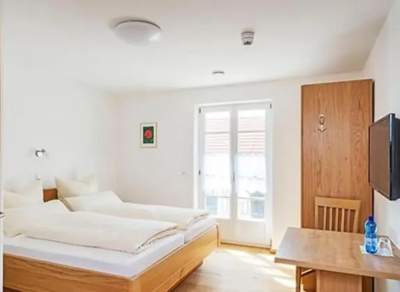 Tek Büyük Yataklı Oda