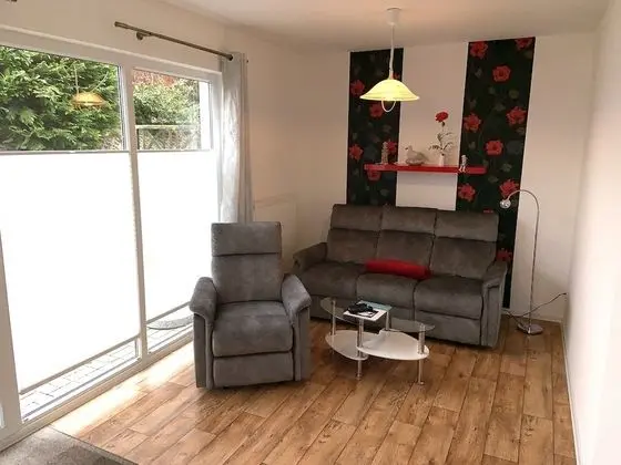 Sıra Ev, 1 En Büyük (King) Boy Yatak, Sigara İçilmez, Bahçe Manzaralı
