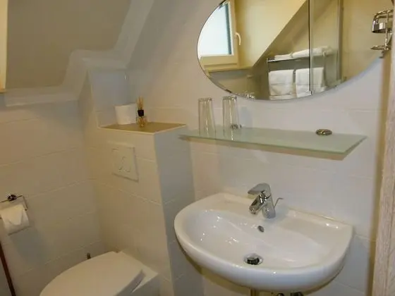 Tek Büyük Yataklı Oda (Maxburg)