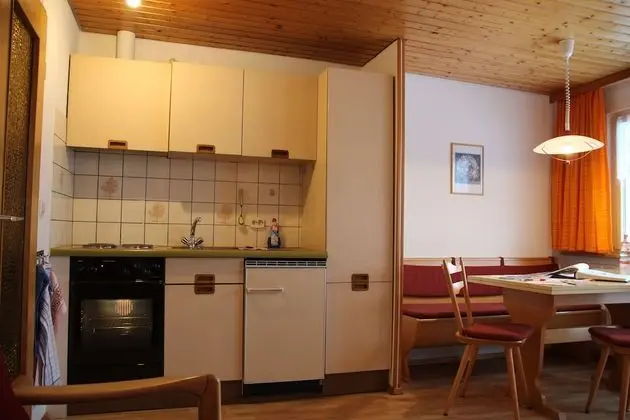 Apart Daire, Balkon (2)