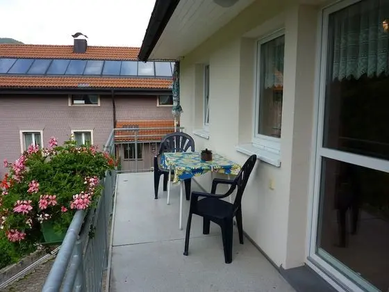 Apart Daire, Balkon (2)