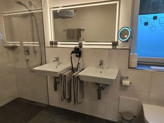 Superior Apart Daire, Engellilere Uygun, Banyolu/Duşlu