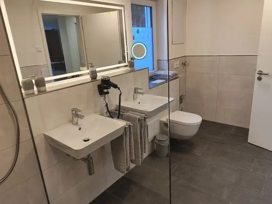 Superior Apart Daire, Engellilere Uygun, Banyolu/Duşlu