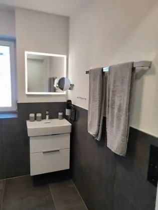Superior Apart Daire, Engellilere Uygun, Banyolu/Duşlu