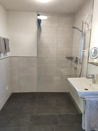 Superior Apart Daire, Engellilere Uygun, Banyolu/Duşlu