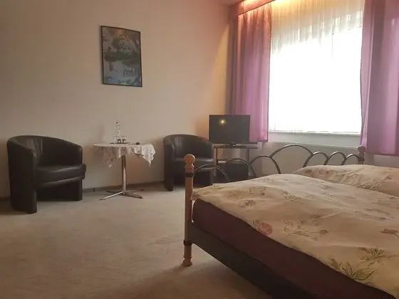 Comfort Tek Büyük Yataklı Oda