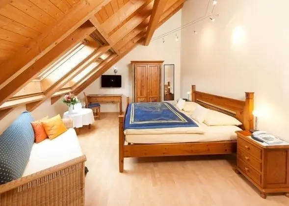 Comfort Tek Büyük Yataklı Oda