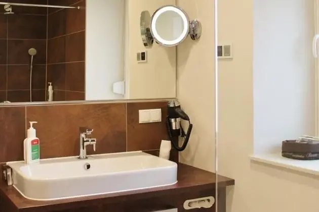 Comfort Tek Büyük Yataklı Oda