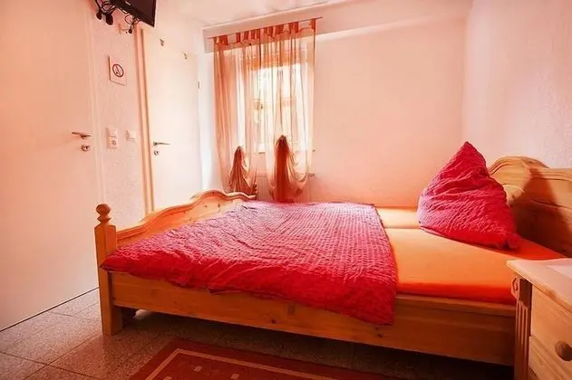 İki Ayrı Yataklı Oda (Gartengeschoss)