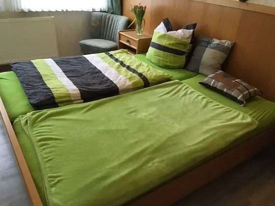 Apart Daire, 1 Büyük (Queen) Boy Yatak, Sigara İçilmez, Bahçe Manzaralı