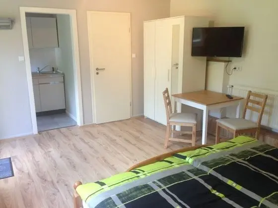 Apart Daire, 1 Büyük (Queen) Boy Yatak, Sigara İçilmez, Bahçe Manzaralı