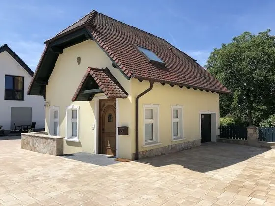 Tek Büyük Yataklı Oda, Özel Banyo, Bahçe Manzaralı