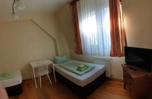 Tek Kişilik Oda