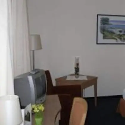 Basic Tek Büyük veya İki Ayrı Yataklı Oda