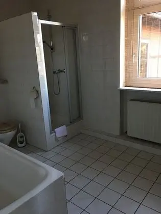 Basic Tek Büyük Yataklı Oda