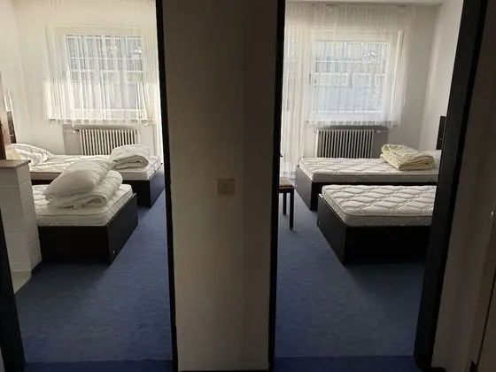Tek Büyük Yataklı Oda, Ortak Banyo