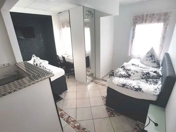 Standard Tek Büyük Yataklı Oda, 2 Tek Kişilik Yatak, Sigara İçilmez, Buzdolabı ve Mikrodalga