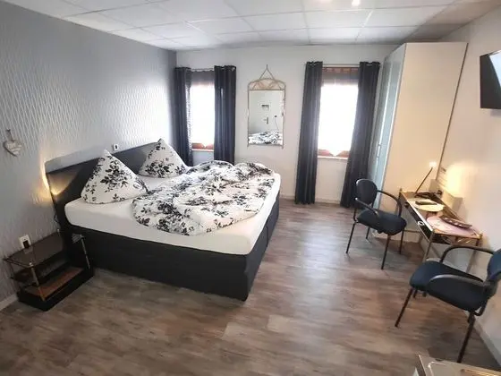 Superior Tek Büyük Yataklı Oda, 1 Büyük (Queen) Boy Yatak, Sigara İçilmez, Buzdolabı ve Mikrodalga