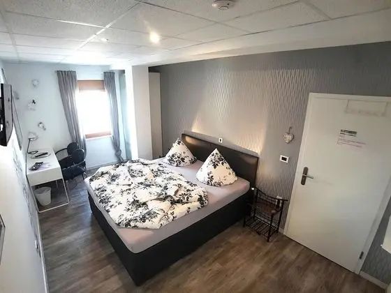 Superior Tek Büyük Yataklı Oda, 1 Büyük (Queen) Boy Yatak, Sigara İçilmez, Buzdolabı ve Mikrodalga