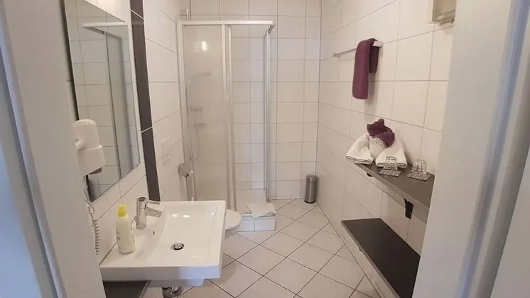 Superior Tek Büyük Yataklı Oda, 1 Büyük (Queen) Boy Yatak, Sigara İçilmez, Buzdolabı ve Mikrodalga