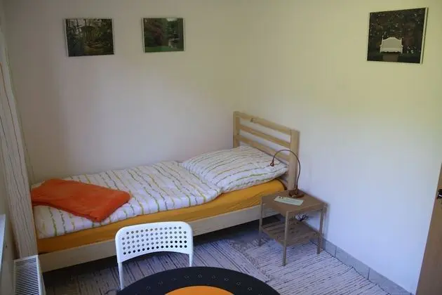 Tek Kişilik Oda, Ortak Banyo (Haus 16)