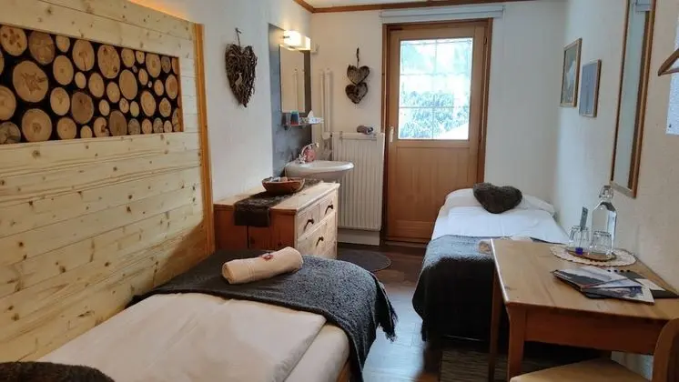 Tek Kişilik Oda, Ortak Banyo