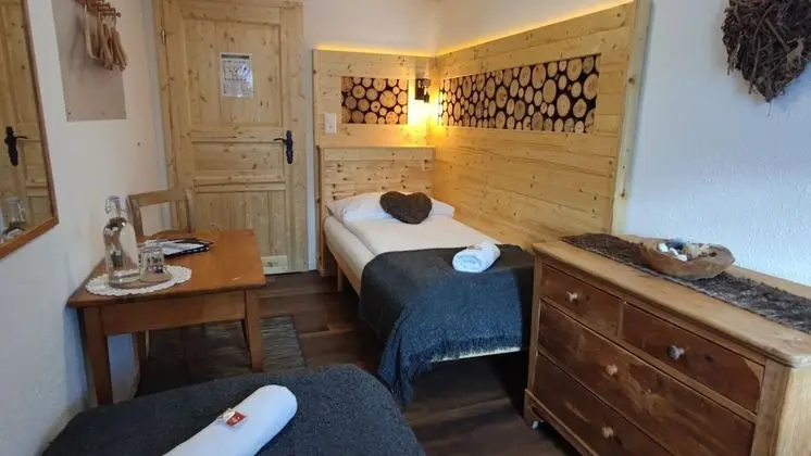 Tek Kişilik Oda, Ortak Banyo