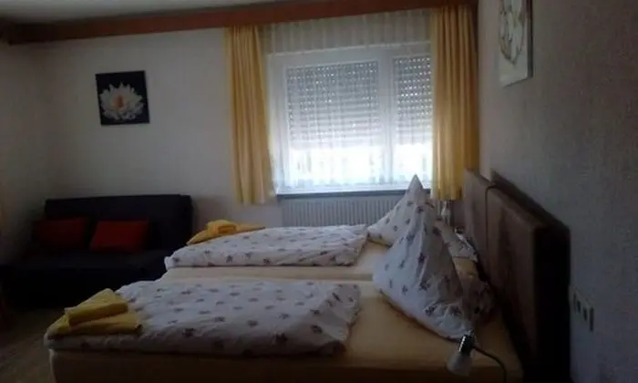Tek Büyük Yataklı Oda