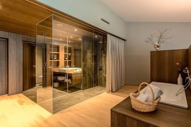Deluxe Tek Büyük Yataklı Oda, Balkon, Dağ Manzaralı