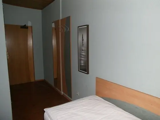 Tek Kişilik Oda
