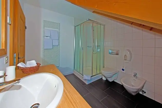 Classic Tek Büyük Yataklı Oda