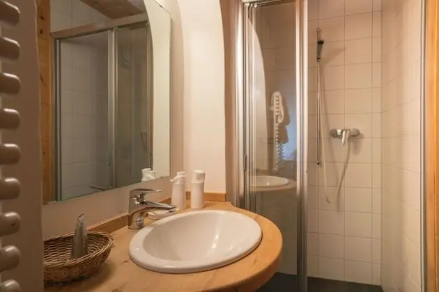 Classic Tek Büyük Yataklı Oda