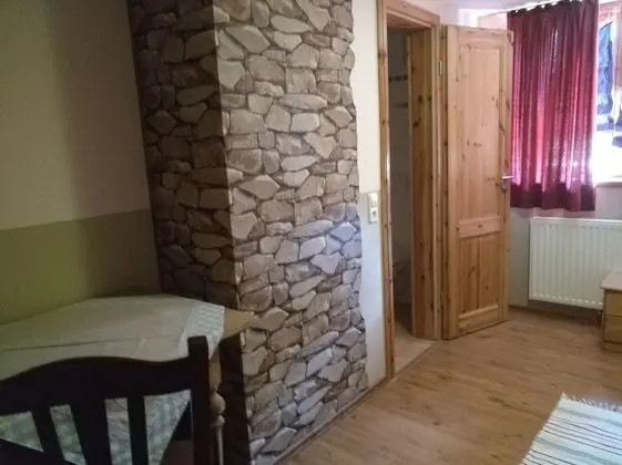 Tek Kişilik Oda, Banyolu/Duşlu, Bahçe Manzaralı (Zimmer Nr. 1&2)