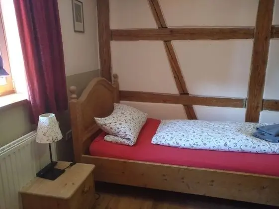 Tek Kişilik Oda, Banyolu/Duşlu, Bahçe Manzaralı (Zimmer Nr. 1&2)