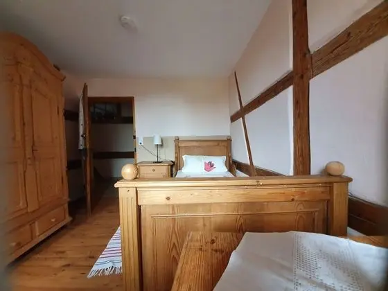 Tek Kişilik Oda, Banyolu/Duşlu, Bahçe Manzaralı (Zimmer Nr. 1&2)