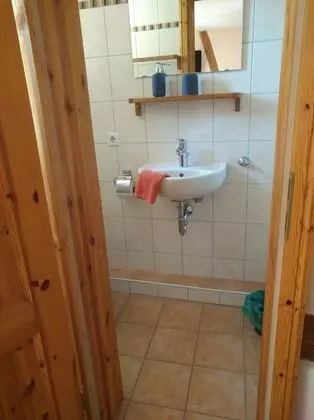 Tek Kişilik Oda, Banyolu/Duşlu, Bahçe Manzaralı (Zimmer Nr. 1&2)