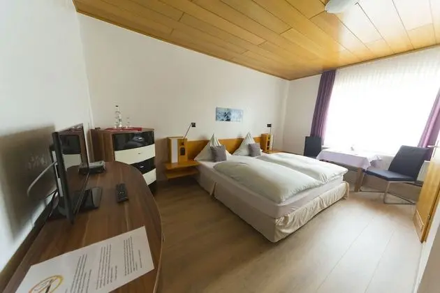 Tek Büyük Yataklı Oda, 1 En Büyük (King) Boy Yatak, Sigara İçilmez