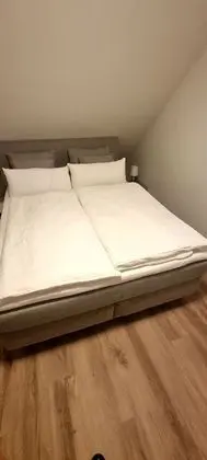 Classic Tek Büyük Yataklı Oda, Banyolu/Duşlu, Avlu Manzaralı (Doppelzimmer Sylt-5-)