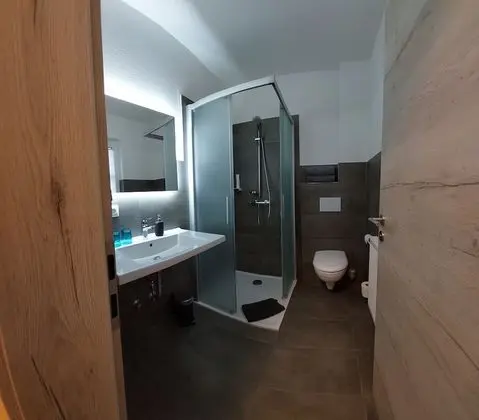 Deluxe Tek Büyük Yataklı Oda, Banyolu/Duşlu (San Francisco -3 )