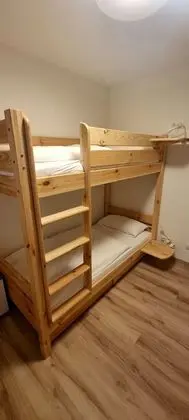 Economy İki Ayrı Yataklı Oda, Engellilere Uygun, Banyolu/Duşlu (Etagenbett -1- Hamburg)