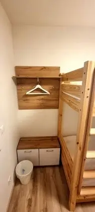 Economy İki Ayrı Yataklı Oda, Engellilere Uygun, Banyolu/Duşlu (Etagenbett -1- Hamburg)