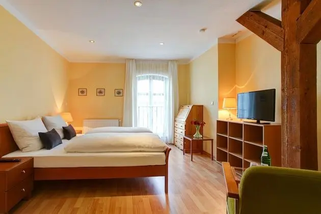 Standard Tek Büyük Yataklı Oda