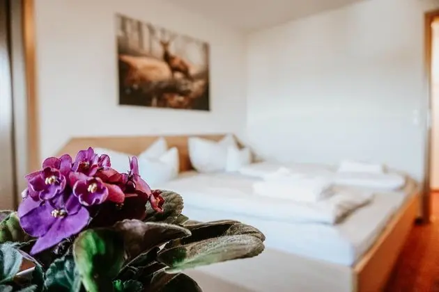 Basic Tek Büyük Yataklı Oda