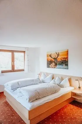 Basic Üç Kişilik Oda