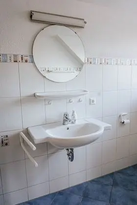 Basic Üç Kişilik Oda