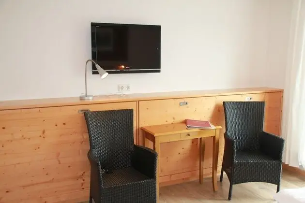 Tek Büyük Yataklı Oda, Balkon