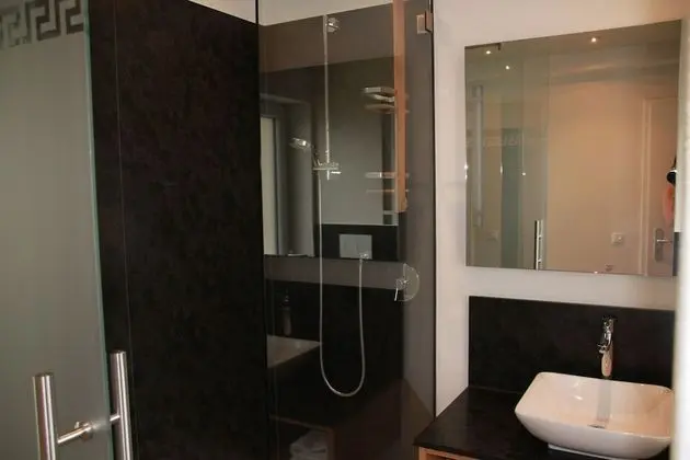 Tek Büyük Yataklı Oda, Balkon