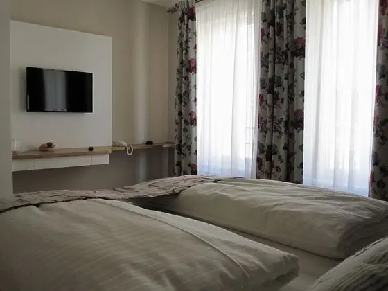 Exclusive Büyük Yataklı Tek Kişilik Oda