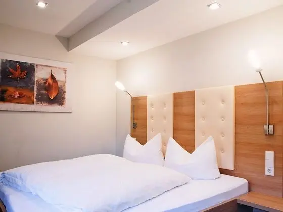 Tek Büyük Yataklı Oda, Banyolu/Duşlu