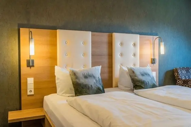 Tek Büyük Yataklı Oda, Banyolu/Duşlu